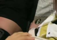 導(dǎo)游強(qiáng)制消費(fèi)搶手機(jī) 女游客嚇得大哭 云南省文旅執(zhí)法回應(yīng)太暖心