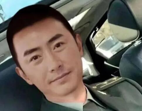 男子因長“國泰民安臉”被盜用照片 到底是什么情況?