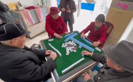 101歲老人每天趕2場麻將 背后真相曝光簡直太驚人了