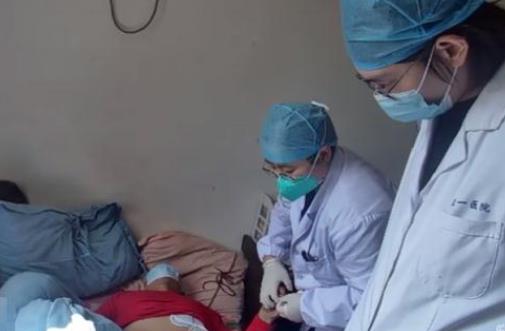 異地夫妻吵架丈夫被氣昏迷妻子報警求助 到底是什么情況?