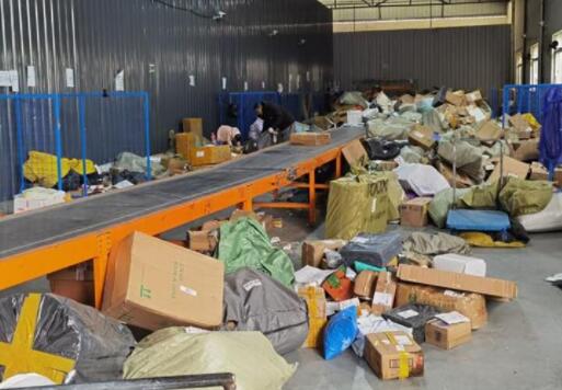 市民吐槽快遞延誤 客服:你投訴去吧 到底是什么情況?