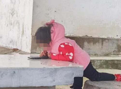 有留守兒童為打游戲5天5夜不睡覺 背后真相曝光簡直太驚人了