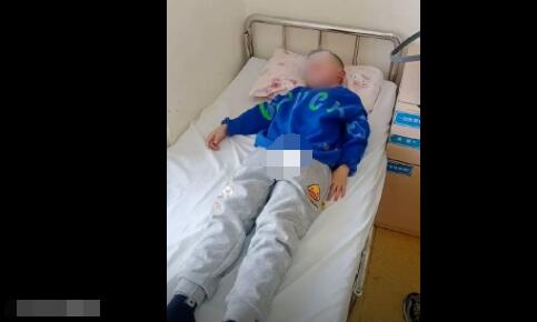 男童被幼兒園關辦公室一天:不給水喝 原因竟是這樣實在是太意外了