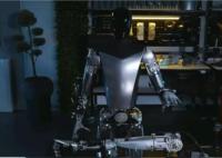 特斯拉人形機(jī)器人自己造自己 背后真相曝光簡直太驚人了