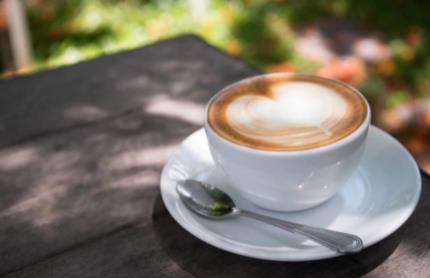 誰在喝35元一杯的縣城咖啡 到底是什么情況?