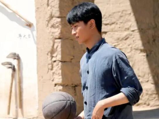 人生高加林最后和誰在一起了?