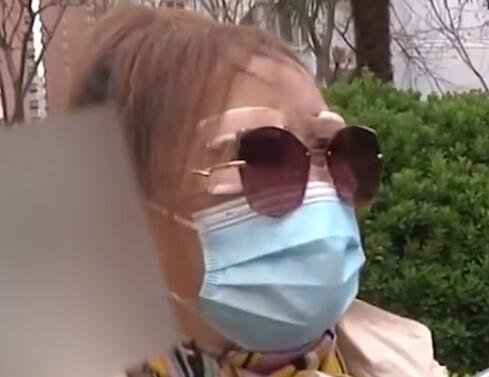 老人體驗修眉被安排8萬元整容項目 真相曝光簡直太驚人了