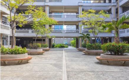 女生戴假發(fā)進(jìn)入男浴室偷拍?官方回應(yīng) 真相到底是什么?