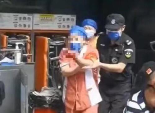 猛咬保潔阿姨男子疑有精神病 事件始末是什么?