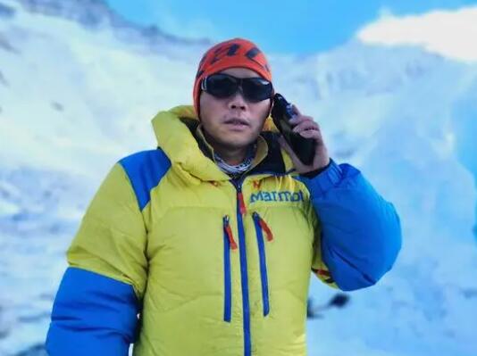 登珠峰遇難者隊友:看他倒下很難過 到底是什么情況?