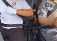 女子考科三系錯(cuò)安全帶考官面如死灰 照片曝光直接讓人大呼意外