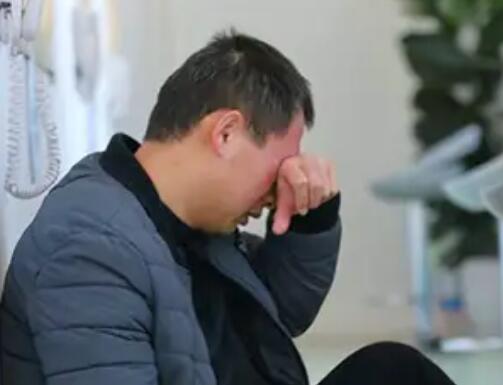 離異男子獨(dú)自養(yǎng)兒到17歲發(fā)現(xiàn)非親生 真相曝光簡直太驚人了