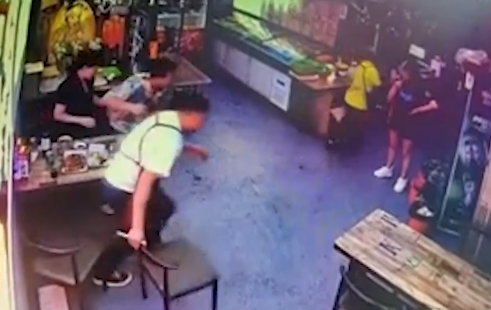 小狗在上海深夜地震前狂叫 到底是什么情況?