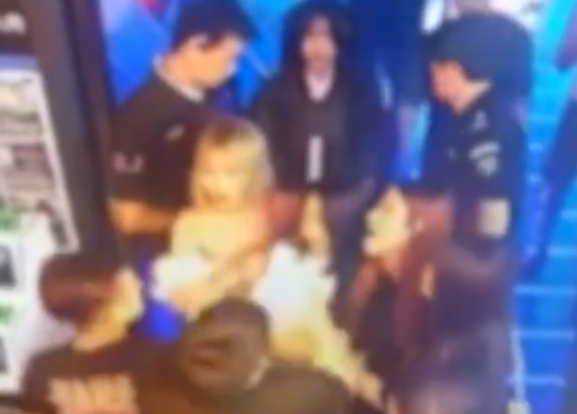 4女子酒吧遭3男子騷擾雙方大打出手 到底是什么情況?