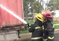 消防噴水20分鐘解救3000只中暑鴨 原因揭秘直接讓人驚呆了