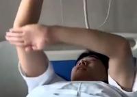 男子吃見手青中毒以為自己是奧特曼 真相到底是什么?