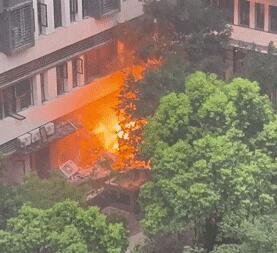 福州沿街一餐廳發(fā)生爆炸 真相曝光簡直太驚人了