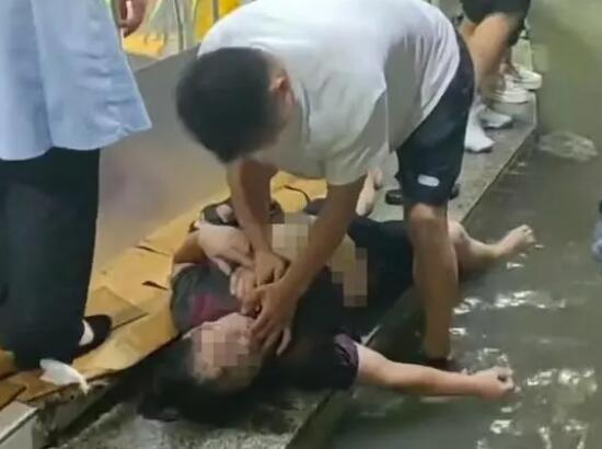 南昌暴雨一女子疑觸電身亡 官方介入 到底是什么情況?