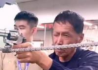 退役老人逛射擊館槍槍10環(huán) 原因竟是這樣實在是太意外了