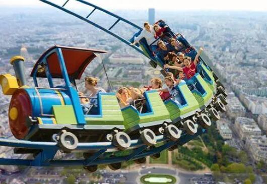 游客玩火箭蹦極設(shè)備一側(cè)繩索脫落 真相曝光簡(jiǎn)直太驚人了