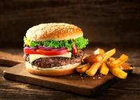 女子吃2口漢堡趕高鐵過(guò)敏險(xiǎn)休克 真相曝光簡(jiǎn)直太驚人了