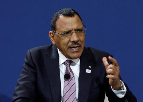 尼日爾總統(tǒng)被軟禁2周 食物將耗盡 原因竟是這樣實在是太意外了