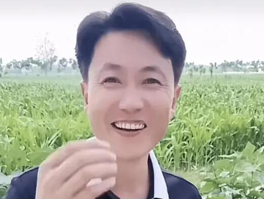 62歲粉絲打賞秀才52萬僅追回?cái)?shù)萬 真相到底是什么?