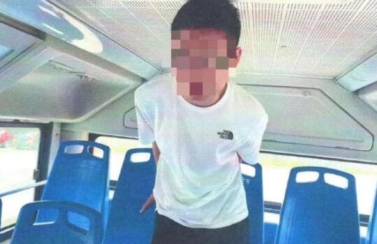 男子猥褻女童稱考研3次落榜壓力大 被判處有期徒刑1年5個(gè)月