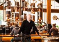 星巴克創(chuàng)始人退出公司董事會 公司表示這是計劃過渡的一部分