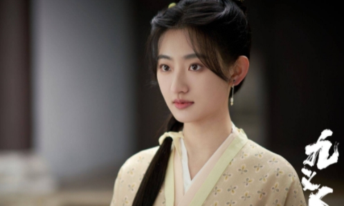 楊雨潼個(gè)人資料簡(jiǎn)介