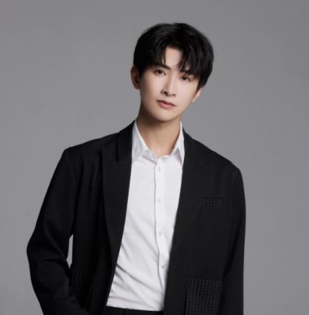 花溪記東華扮演者是誰(shuí)?