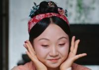 蘭閨喜事春佩蘭是誰(shuí)的女兒?