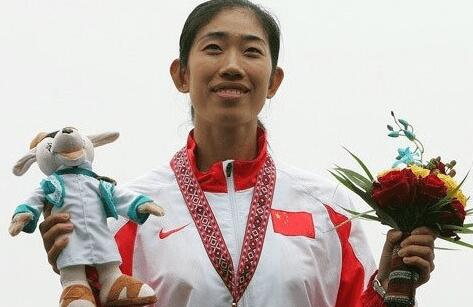 李穎的兒子和女兒都是誰?