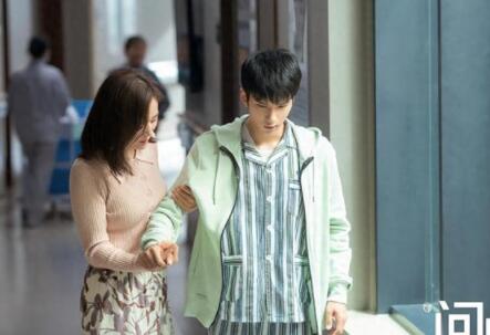 國麗娜個(gè)人資料簡介照片