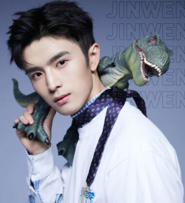 星擇身高年齡多少 星擇田耕紀里扮演的誰?