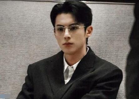 以愛為營時(shí)宴先喜歡書意的吧?