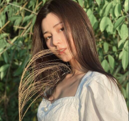 鄭舒環(huán)個人資料簡介照片及身高