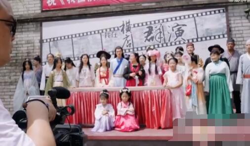 橫店兒童演員現(xiàn)狀是怎樣的 如何看待橫店童漂?