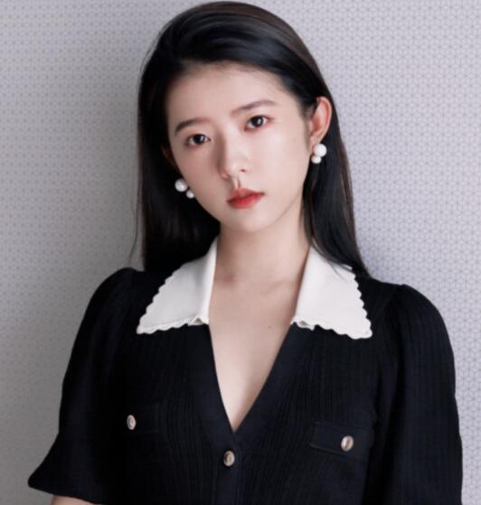 何藍(lán)逗個(gè)人簡歷 何藍(lán)逗代表作是什么?