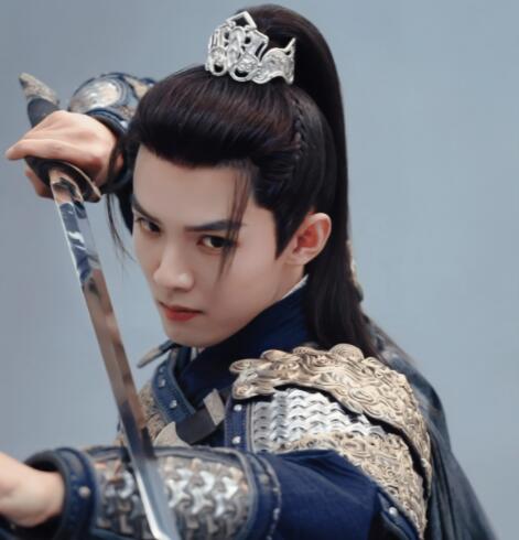 坤寧燕臨為啥沒(méi)和女主在一起?