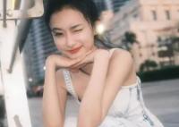 要久久愛藍亦菲最后和誰在一起了