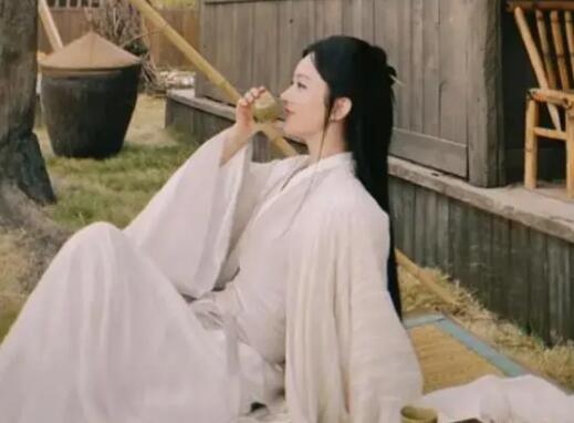 與鳳行沈璃和誰有婚約