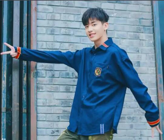 辛云來(lái)個(gè)人資料簡(jiǎn)介照片及身高