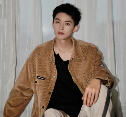 周峻緯為什么塌房了 周峻緯個(gè)人資料簡(jiǎn)介