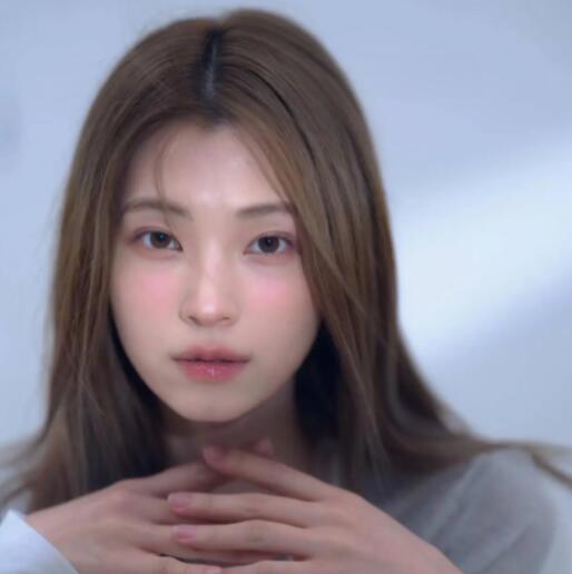 鐘晨瑤多高 鐘晨瑤個人資料