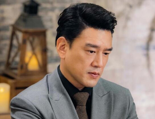 以愛為營秦孝明是男主的誰