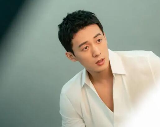 很想很想你周政扮演者侯雯元個人資料介紹