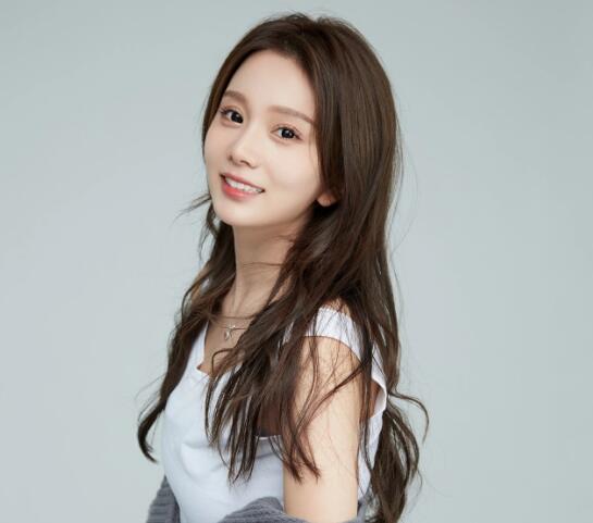 黑蓮花上位手冊女主扮演者是誰