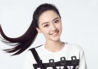 黃夢(mèng)瑩是楊冪旗下的嗎 黃夢(mèng)瑩個(gè)人資料料簡(jiǎn)介照片