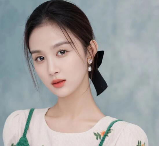 你比星光美麗魏秋子是誰演的